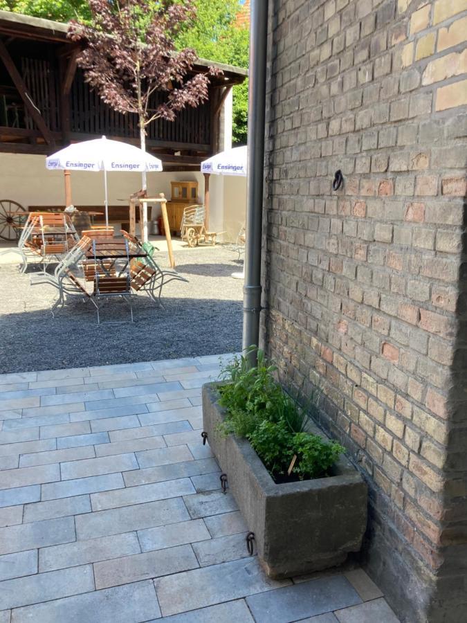 Buergerhausloewen Hotell Philippsburg Eksteriør bilde